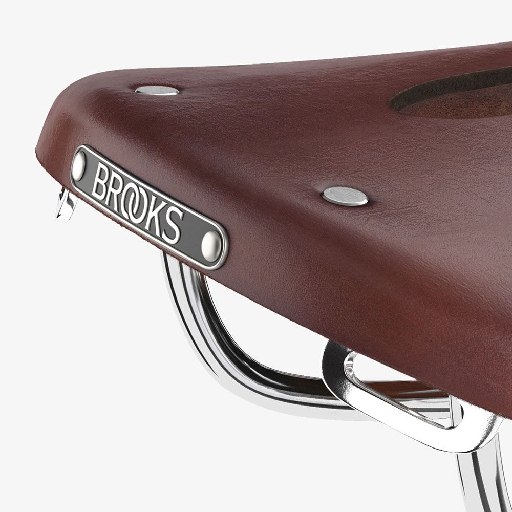 Brooks B17 Carved Short Marrón