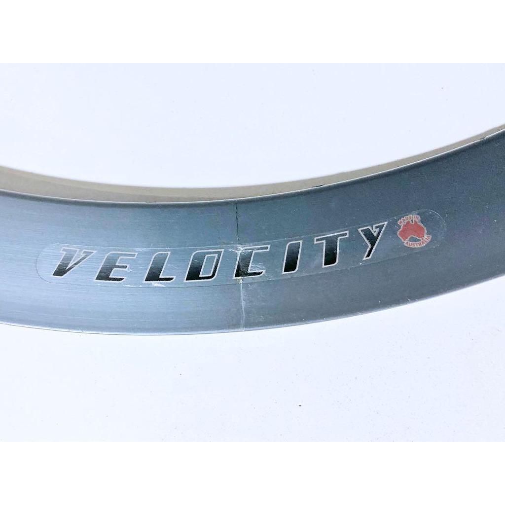 Llanta Velocity B43 32h Azul